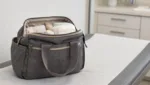 Wickeltaschen fuer den Arzttermin packen: Kleine Tasche, grosse Wirkung
